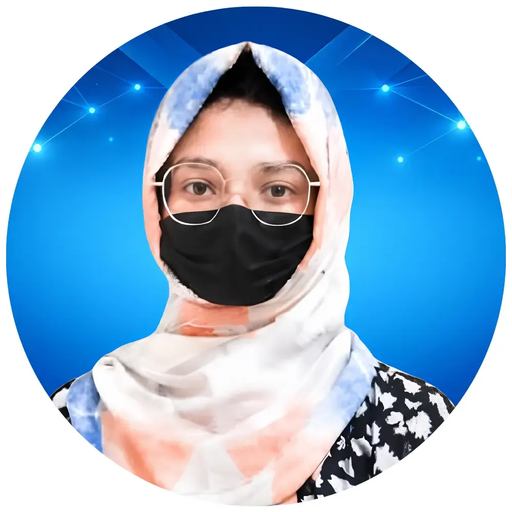 Iqra Amin, Social Media Manager at CruxPixel